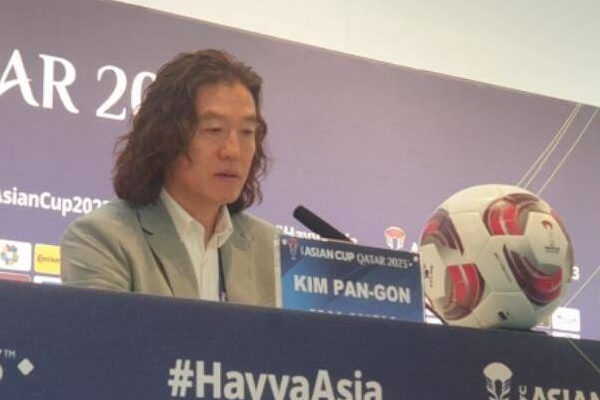金判坤稱贊韓國隊實力有望奪得亞洲杯冠軍