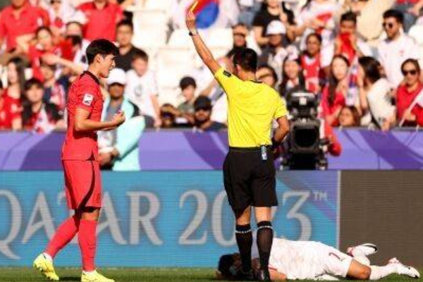 亞洲杯首輪：中國主裁判馬寧遭韓國媒體批評