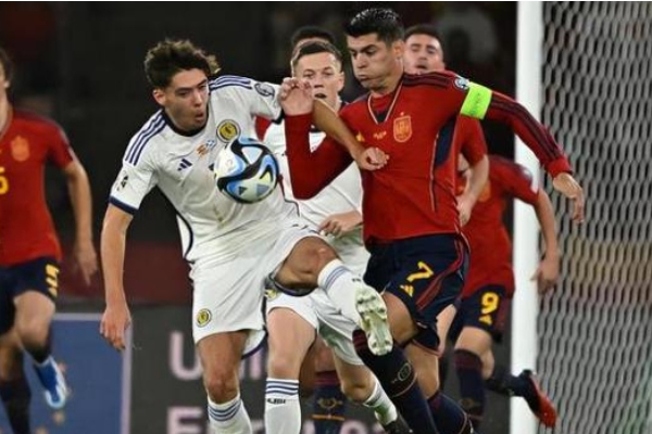 西班牙男足在2020歐洲杯的表現如何？